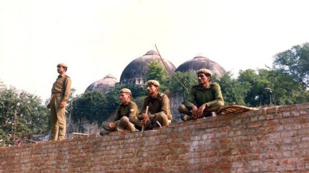 Babri Masjid Demolition case hearing after 4 year in kesarbagh High court  लखनऊ: 4 साल बाद पुराने हाईकोर्ट कैसरबाग में बढ़ी हलचल, बाबरी विध्वंस केस  में आज फैसला - Babri Masjid Demolition ...