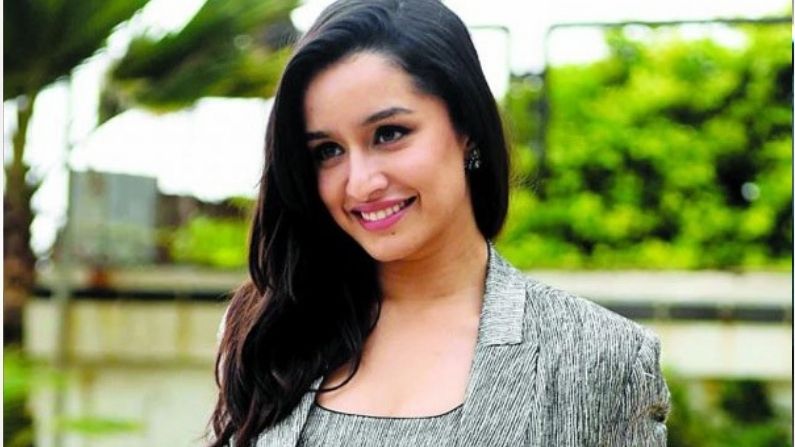 Shraddha Kapoor is a special relative of Lata Mangeshkar, know what makes the actress afraid - News India Live, India news, News India, Live news, Live India Funny Jokes Shraddha kapoor
